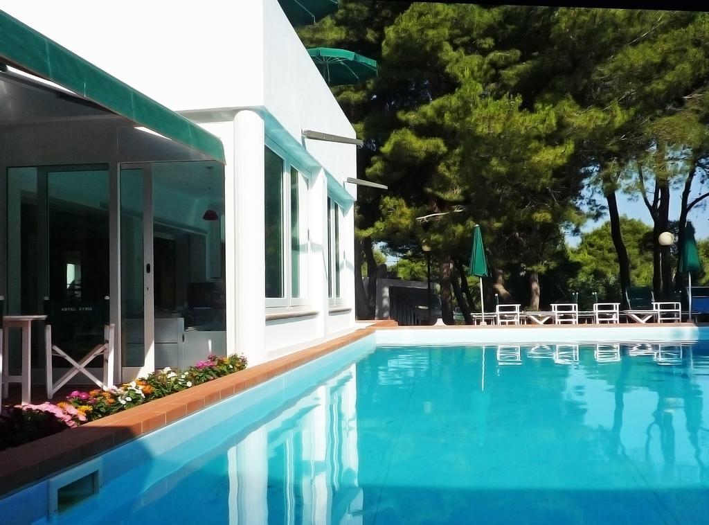Hotel Kyrie Isole Tremiti San Domino Exterior photo